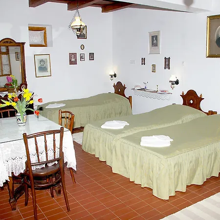 Guest house Nadas Fogado *